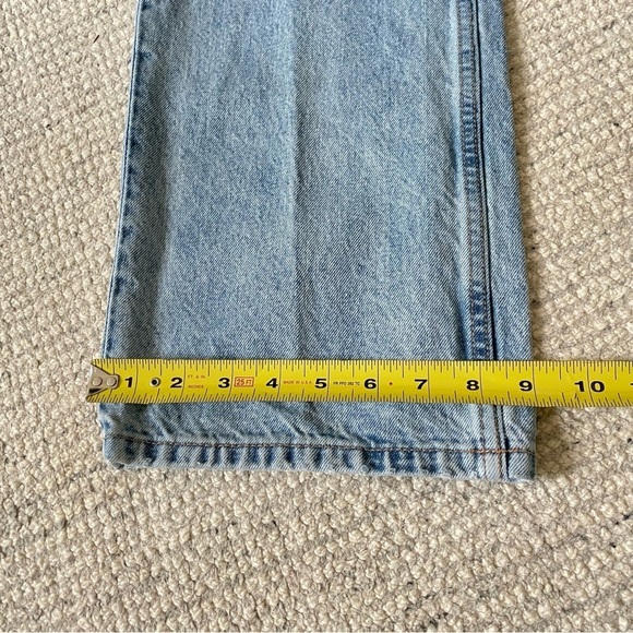 Zara High Waisted Straight Leg Jeans in Light Wash - Picture 9 of 11